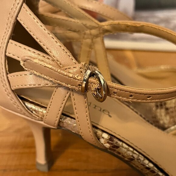 Snake Print Ankle Strap Pumps - Picture 9 of 12